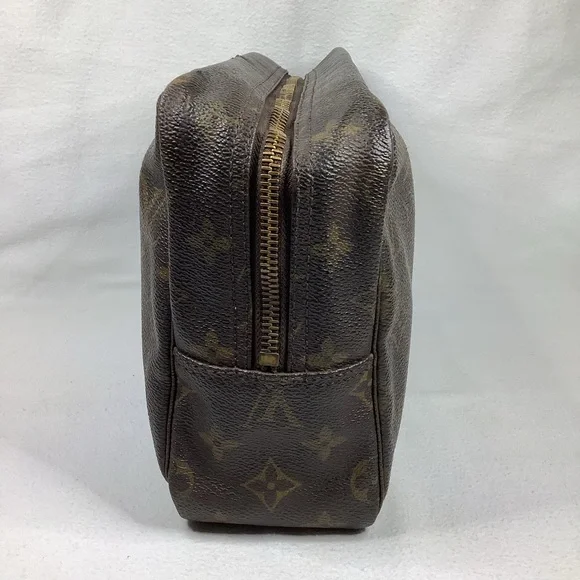 Louis Vuitton Trousse Toilette 23 - Picture 3 of 16